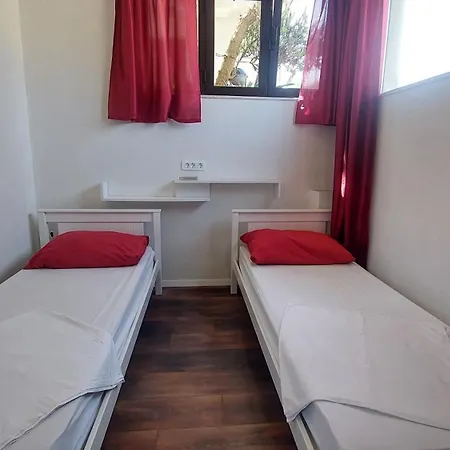 5703a Jelsa (Hvar)