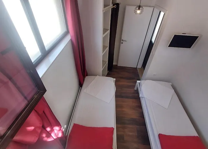 5703a Apartment
