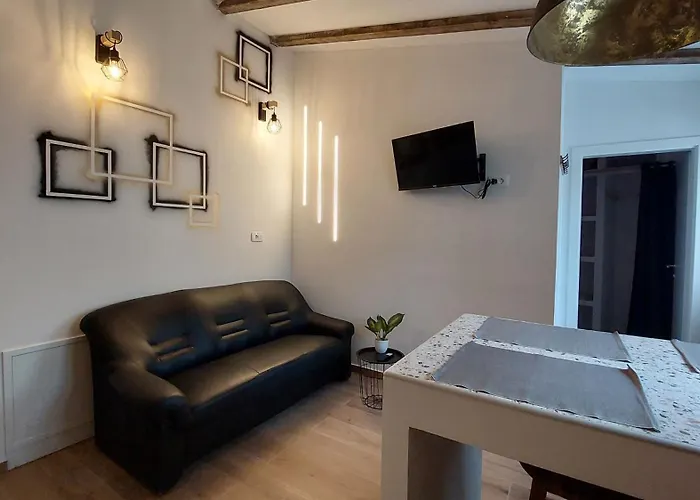Apartment 5703a *